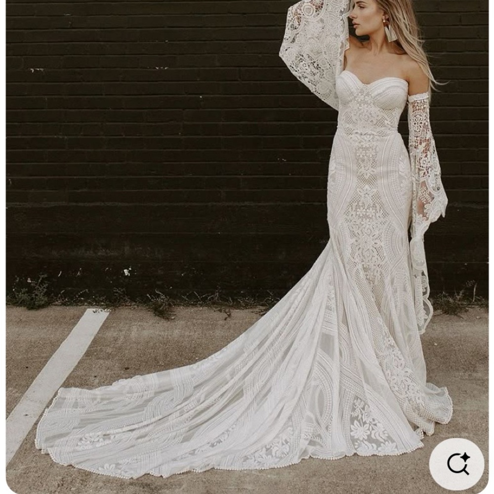Rue De Seine Adara Gown and Sleeves - Picture 7 of 8